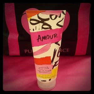 Amour conditioning shave cream